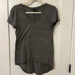 Grey high low T-shirt!